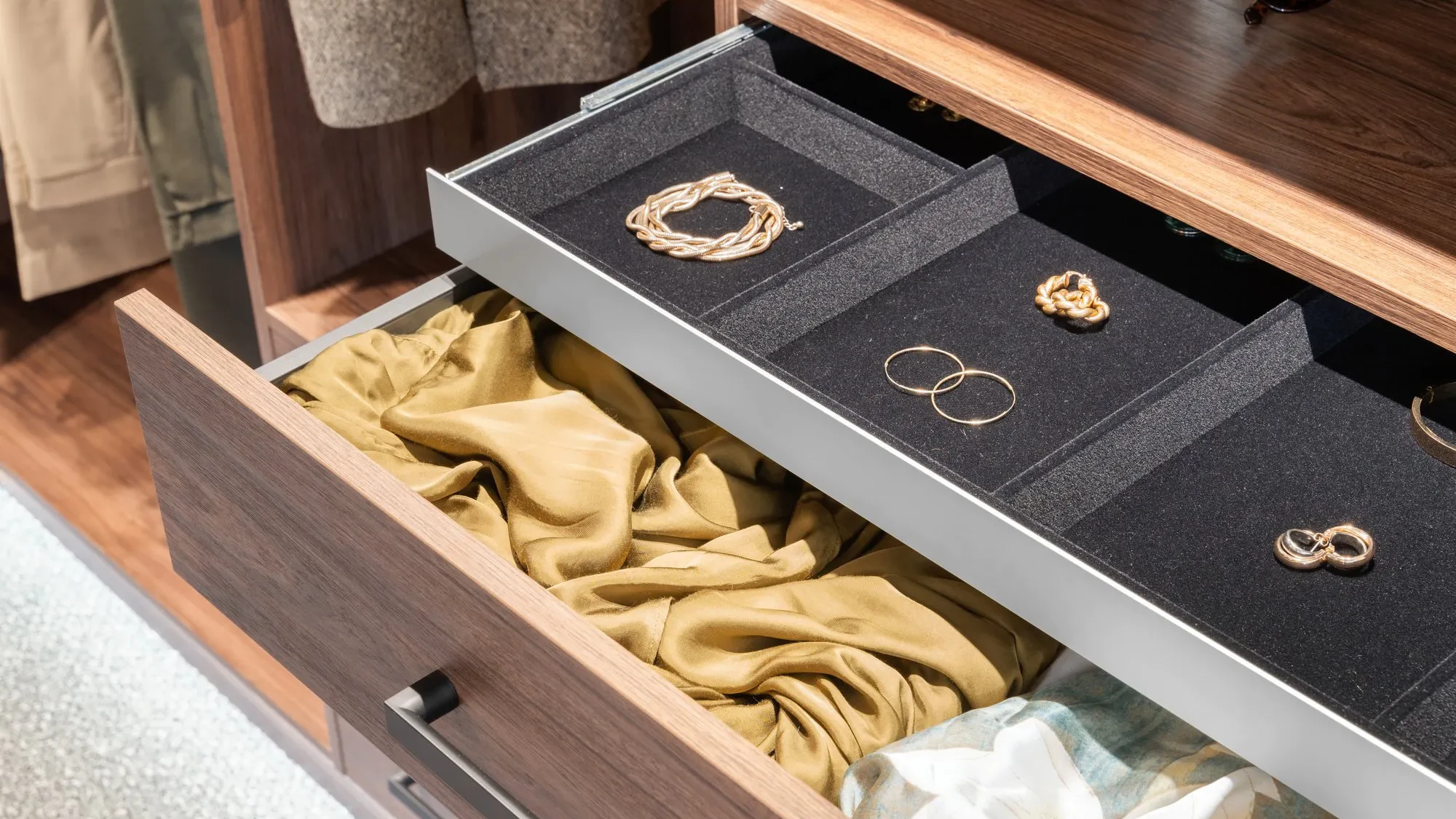 Jewellery drawer accessories