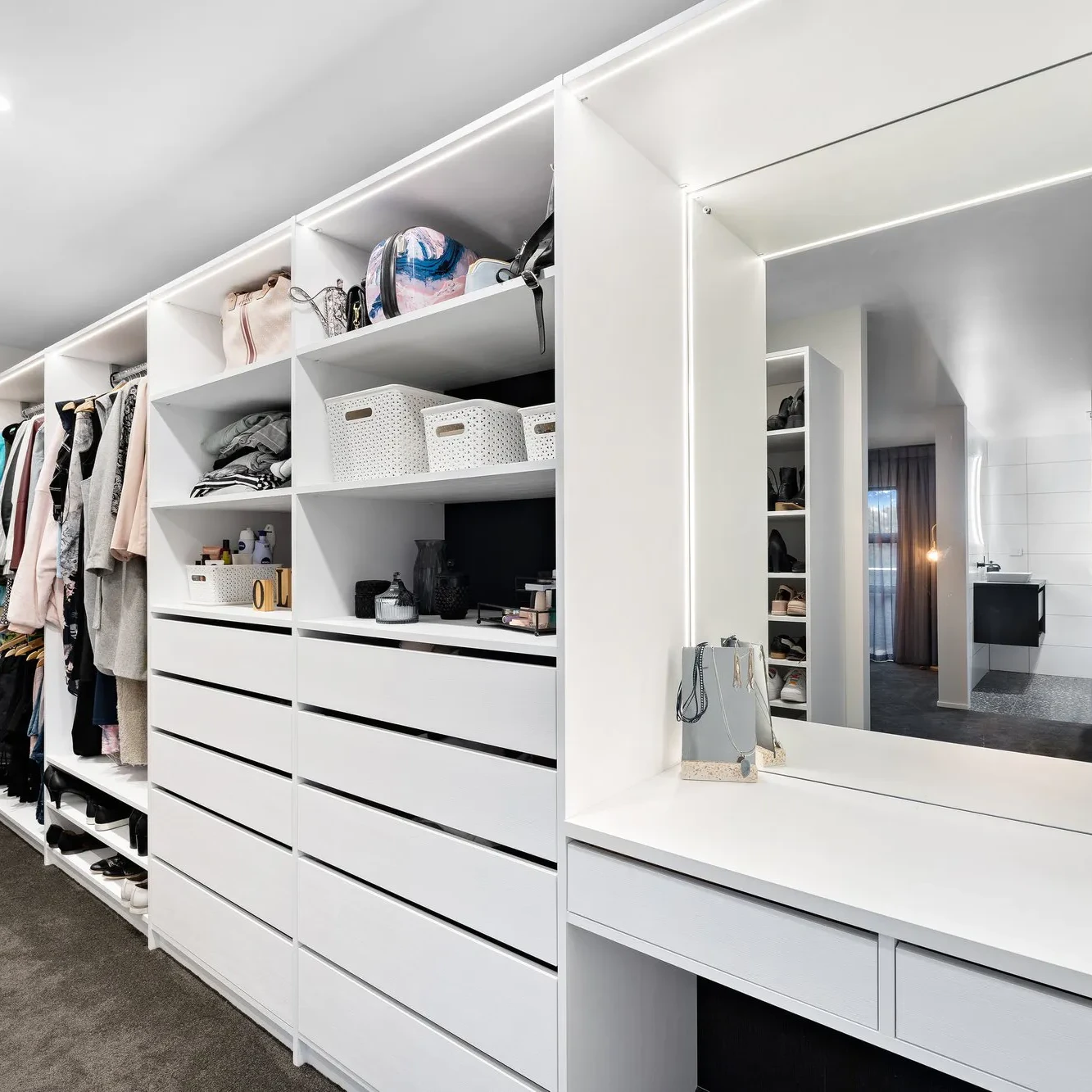 Flex white walk-in wardrobe with make up table