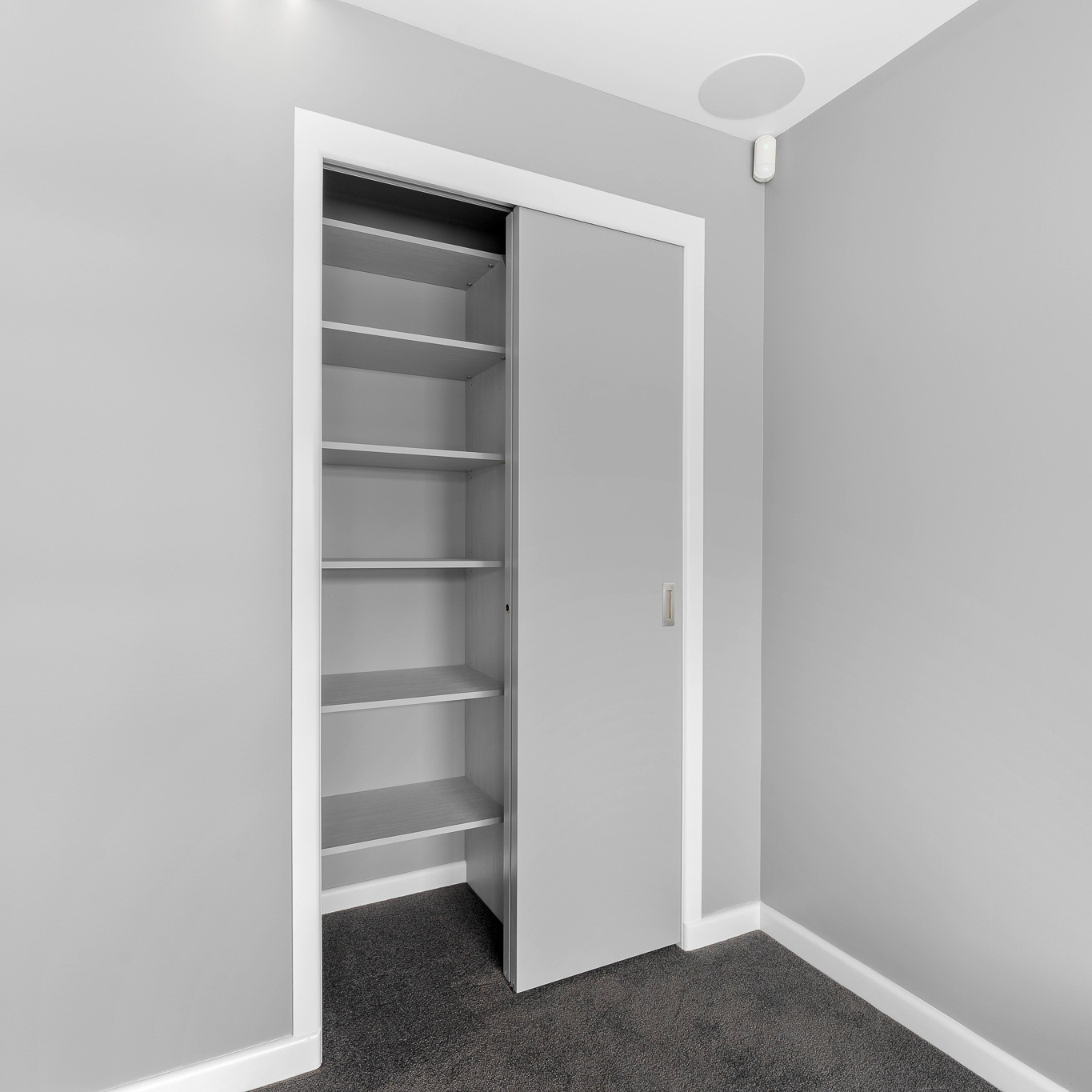 cupboard with flush panel sliding wardrobe doors