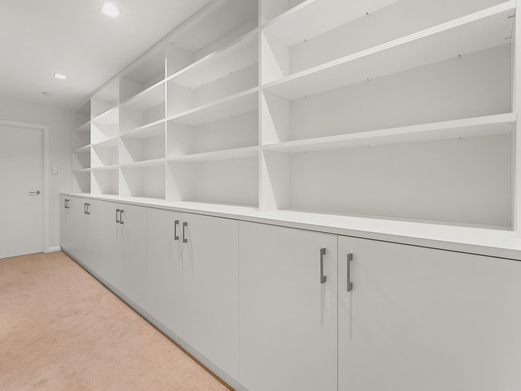 Viva Hallway storage in white melamine